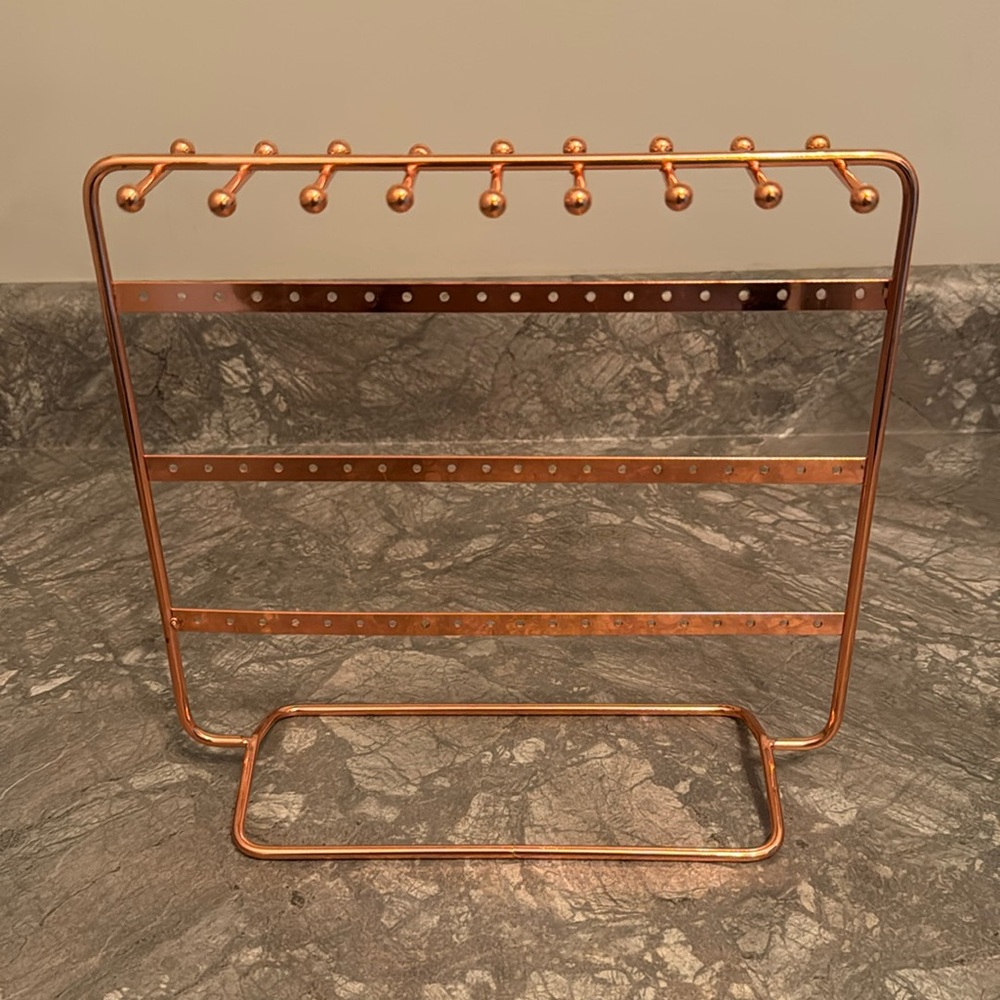 Jewelry organizer in a copper color — EUC